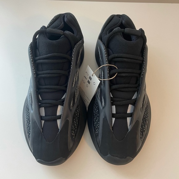 Yeezy Shoes - Yeezy 700 V3